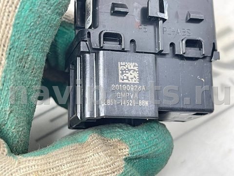 Кнопка стеклоподъёмника задняя правая Ford Escape, 2023 г., OEM LB5T14529BBW, арт. V3828, фото 6