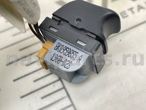 Кнопка стеклоподъёмника задняя правая Audi A4 B8, 2011 г., OEM 8K0959855A, арт. V5191_3, фото 5