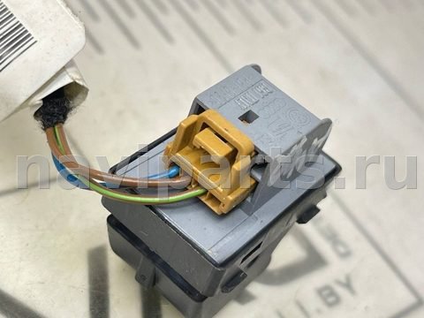 Кнопка стеклоподъёмника задняя правая Audi A5, 2011 г., OEM 8K0959855A, арт. V5191_6, фото 4