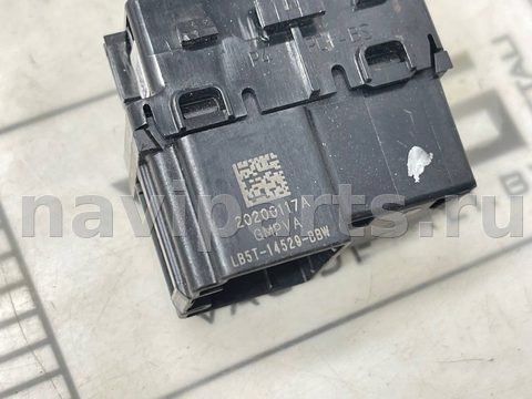 Кнопка стеклоподъёмника задняя правая Ford Escape, 2023 г., OEM LB5T14529BBW, арт. V5616, фото 6