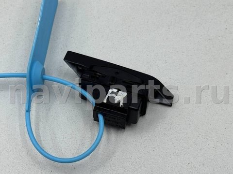 Кнопка центрального замка Volkswagen Tiguan, 2022 г., OEM 5NA962126, арт. 02126748, фото 4