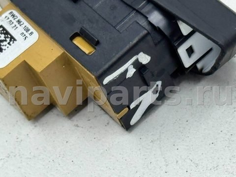 Кнопка центрального замка Audi A4, 2019 г., OEM 8W1962108B, арт. 02128130_3, фото 6