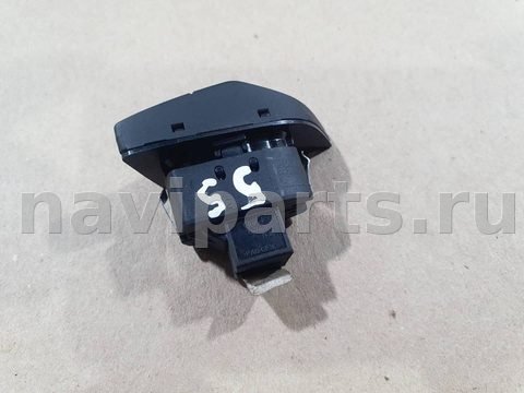 Кнопка центрального замка Audi Q7, 2012 г., OEM 4L0962108B, арт. 1-55, фото 5