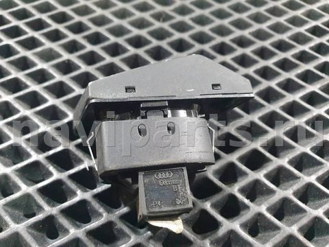 Кнопка центрального замка Audi Q7, 2012 г., OEM 4L1962107, арт. 1-57, фото 6