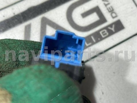 Кнопка центрального замка Volkswagen Passat USA, 2013 г., OEM 561962135A, арт. 101423979, фото 3