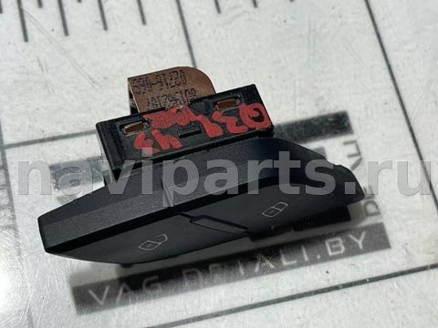 Кнопка центрального замка Audi Q3, 2016 г., OEM 8U1962107, арт. 104569932, фото 2