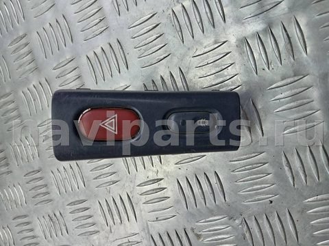 Кнопка центрального замка Renault Laguna, 2000 г., арт. 104945306