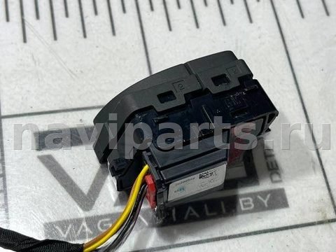 Кнопка центрального замка Chevrolet Equinox, 2019 г., OEM 26200592, арт. 105299401, фото 2