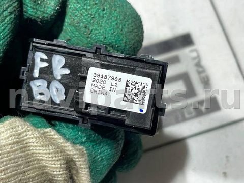 Кнопка центрального замка Buick Encore GX, 2022 г., OEM 39187988, арт. 105933440, фото 5
