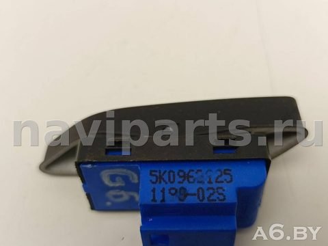 Кнопка центрального замка Volkswagen Golf, 2010 г., OEM 5K0962125, арт. 106084066, фото 3