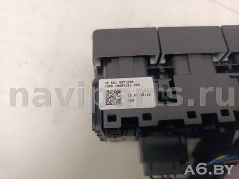 Кнопка центрального замка Skoda Octavia A7, 2017 г., OEM 5E1927132M, арт. 106308290, фото 6