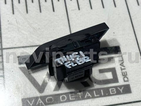 Кнопка центрального замка Volkswagen Tiguan, 2018 г., OEM 5NA962125, арт. 106619651, фото 2