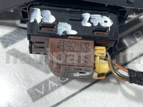 Кнопка центрального замка Audi A8 D4, 2011 г., OEM 4H0962107B, арт. 106862759, фото 4