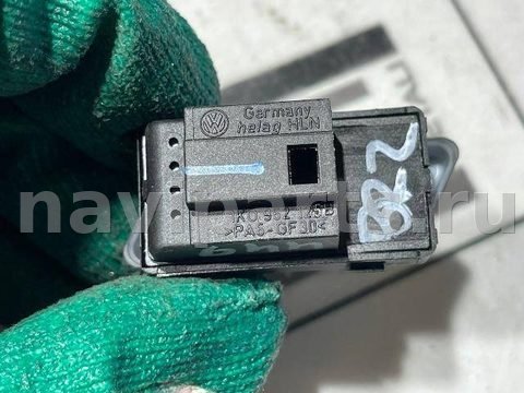 Кнопка центрального замка Volkswagen Tiguan, 2014 г., OEM 1K0962125B, арт. 107742019, фото 4