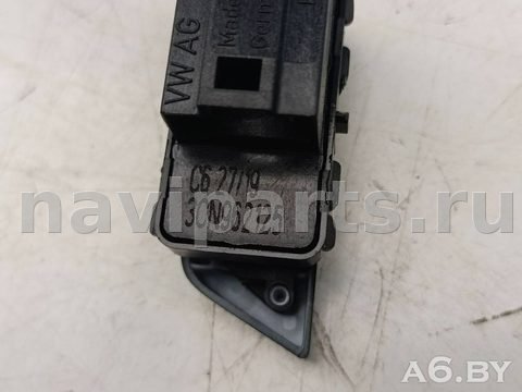 Кнопка центрального замка Volkswagen Atlas Cross Sport, 2021 г., арт. 110444242_2, фото 3
