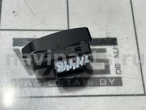 Кнопка центрального замка Volkswagen Tiguan, 2011 г., OEM 1K0962125B, арт. 114130229, фото 2