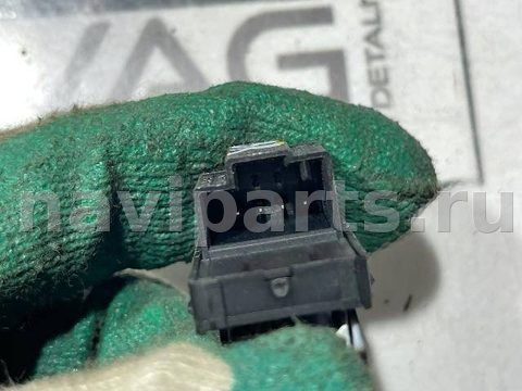 Кнопка центрального замка Volkswagen Tiguan, 2011 г., OEM 1K0962125B, арт. 114130229, фото 3