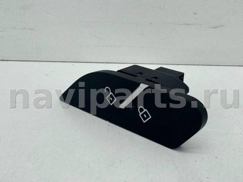 Кнопка центрального замка Porsche Macan, 2022 г., OEM 95B962126C, арт. 11421