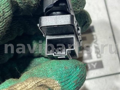 Кнопка центрального замка Volkswagen Tiguan, 2018 г., OEM 5NA962126, арт. 119024556, фото 3