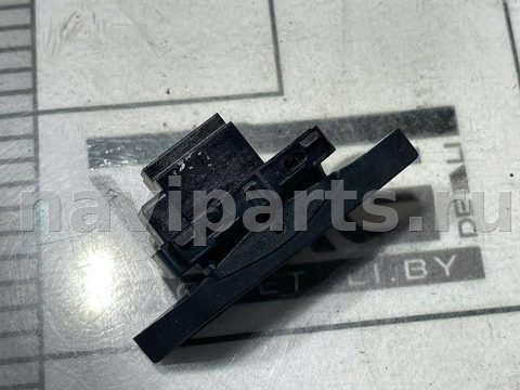 Кнопка центрального замка Volkswagen Tiguan, 2018 г., OEM 5NA962126, арт. 119244935, фото 2