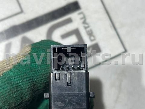 Кнопка центрального замка Volkswagen Touareg, 2009 г., OEM 7L6962125, арт. 120500064, фото 3