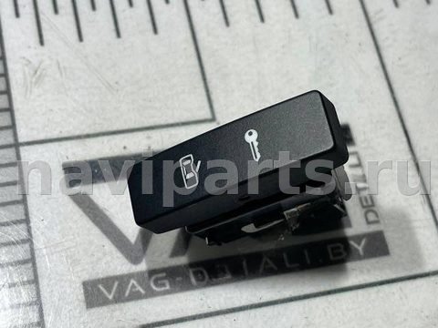 Кнопка центрального замка Volkswagen Touareg, 2009 г., OEM 7L6962125, арт. 120500085