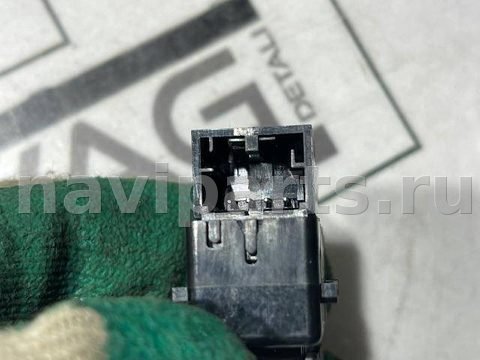 Кнопка центрального замка Volkswagen Touareg, 2009 г., OEM 7L6962125, арт. 120500085, фото 3