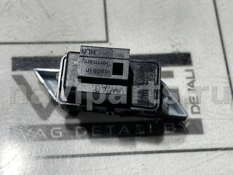 Кнопка центрального замка Volkswagen Tiguan, 2022 г., OEM 5NA962126, арт. 123714080, фото 3