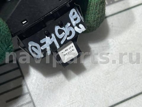 Кнопка центрального замка Audi Q7 4L, 2014 г., OEM 4L1962107B, арт. 127981366, фото 4