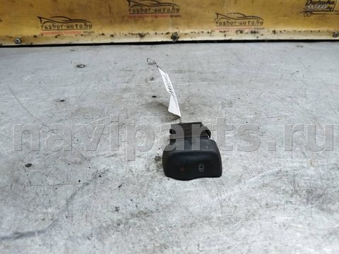 Кнопка центрального замка Renault Scenic, 1996 г., арт. 153258