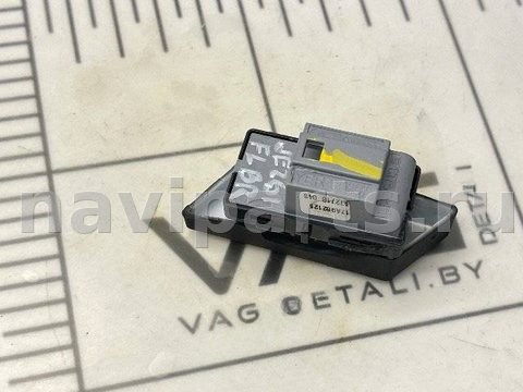 Кнопка центрального замка Volkswagen Jetta, 2019 г., OEM 17A962125, арт. 157651947, фото 3