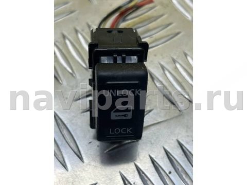 Кнопка центрального замка Nissan Navara, 2007 г., OEM 25210EB300, арт. 187831