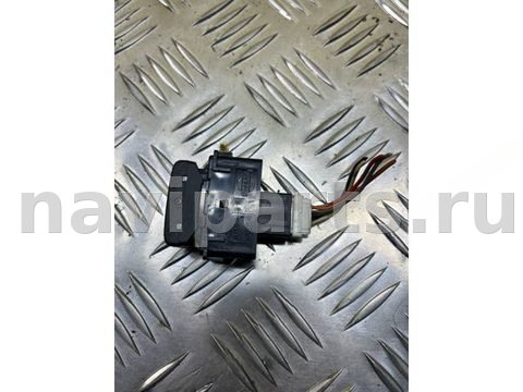 Кнопка центрального замка Nissan Navara, 2007 г., OEM 25210EB300, арт. 187831, фото 2