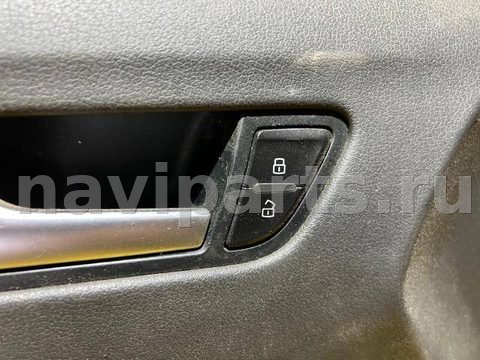 Кнопка центрального замка Audi A4, 2010 г., арт. 22118