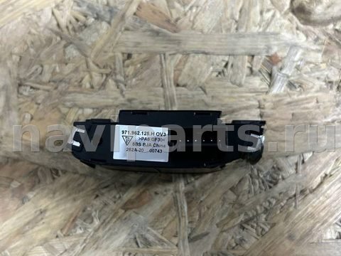 Кнопка центрального замка Porsche Panamera, 2020 г., OEM 971962125H, арт. 2503263, фото 2