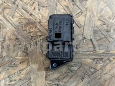 Кнопка центрального замка Volkswagen Touareg, 2018 г., OEM 760962126, арт. 2503897, фото 2