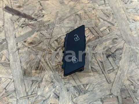 Кнопка центрального замка Volkswagen Touareg, 2018 г., OEM 760962125, арт. 2503898
