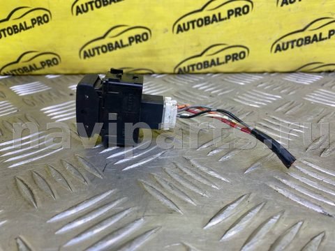 Кнопка центрального замка Nissan Navara, 2012 г., OEM 25210EB300, арт. 251041, фото 2