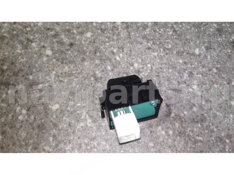 Кнопка центрального замка Lexus RX, 2005 г., арт. 27024004005, фото 2