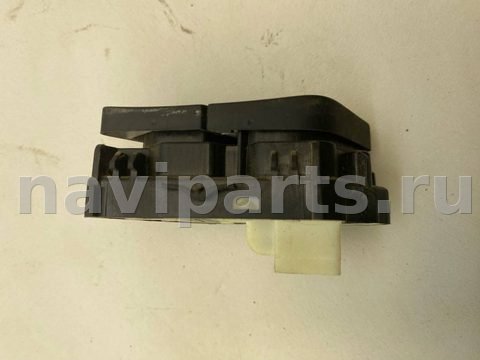 Кнопка центрального замка Mercedes Sprinter, 2020 г., OEM 2139059703, арт. 29-16-46, фото 2