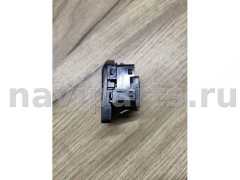 Кнопка центрального замка BMW X4 M F98, 2021 г., OEM 9386781, арт. 392-11, фото 2