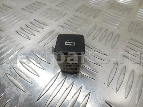 Кнопка центрального замка BMW 7 E38, 2001 г., OEM 8360828, арт. 4129898