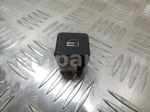 Кнопка центрального замка BMW 7 E38, 2001 г., OEM 8360828, арт. 4129902