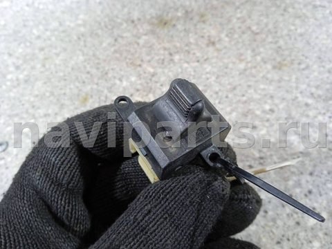 Кнопка центрального замка Dodge Caravan, 1998 г., арт. 46023017714_1