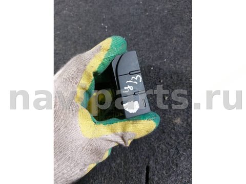 Кнопка центрального замка Citroen C5, 2012 г., OEM 37757ZD00, арт. 46023060194
