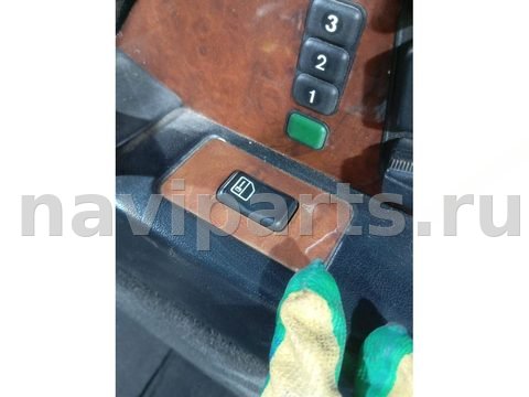 Кнопка центрального замка Mercedes C W202, 1995 г., арт. 46023074049_1