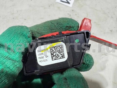 Кнопка центрального замка Chevrolet Equinox, 2018 г., OEM 26290592, арт. 5249765, фото 3