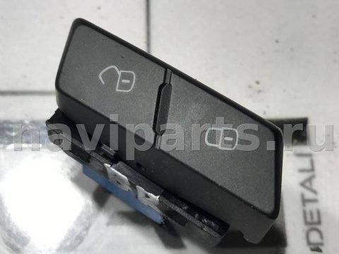Кнопка центрального замка Volkswagen Passat USA, 2015 г., OEM 561962135A, арт. 52650143