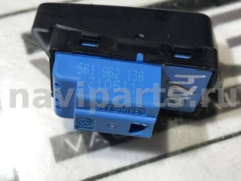 Кнопка центрального замка Volkswagen Passat USA, 2013 г., OEM 561962136, арт. 70448538, фото 3