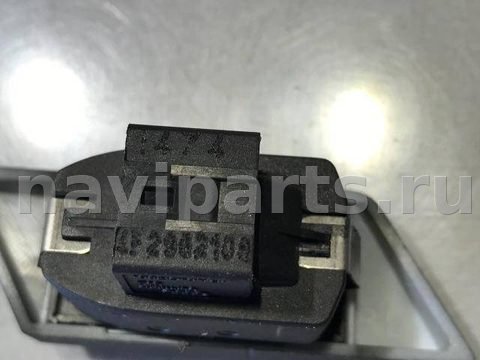 Кнопка центрального замка Audi A6 C6, 2006 г., OEM 4F2962108, арт. 72901634, фото 3